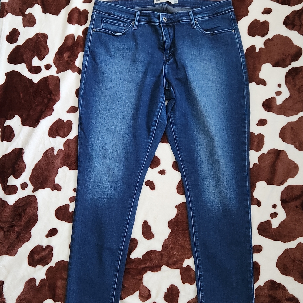 Levi's Dark Blue Skinny Jeans